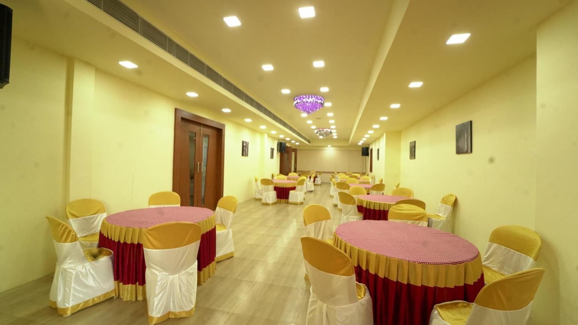 Kfour Apartment & Hotels Private Limited Madurai Eksteriør billede